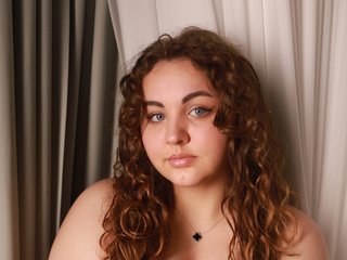 دردشة الفيديو المثيرة MichellKiss