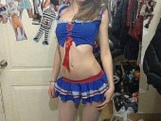 دردشة الفيديو المثيرة mickaela