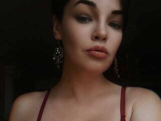 دردشة الفيديو المثيرة Midevona