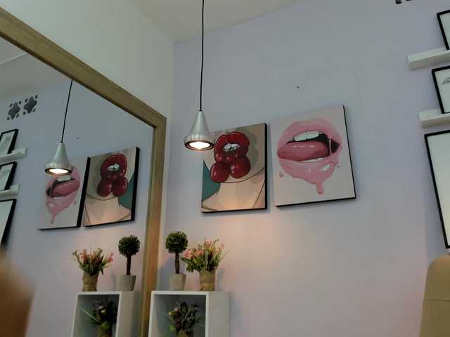 لقطات البث MidnightDoll