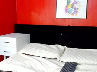 دردشة الفيديو المثيرة miiafantasy
