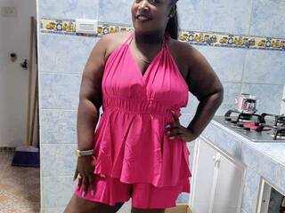 دردشة الفيديو المثيرة MikaelaTaylor