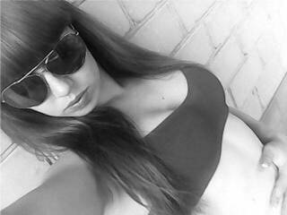 دردشة الفيديو المثيرة mikijewel