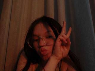 دردشة الفيديو المثيرة Milakha