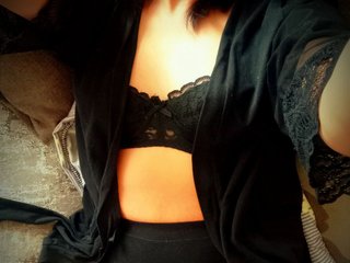 دردشة الفيديو المثيرة MilaKilla