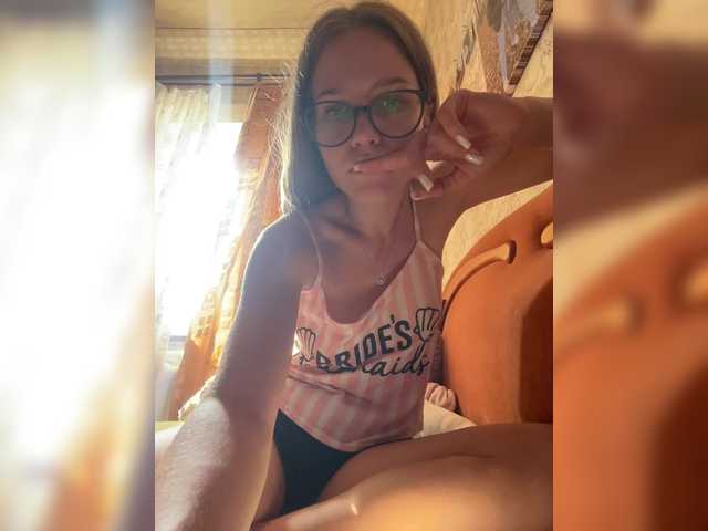 لقطات البث Milana22a