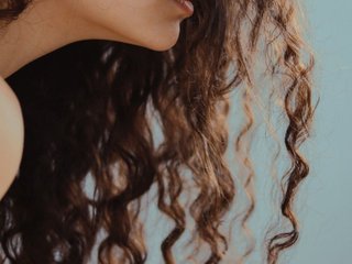 دردشة الفيديو المثيرة MILF-LOVENS