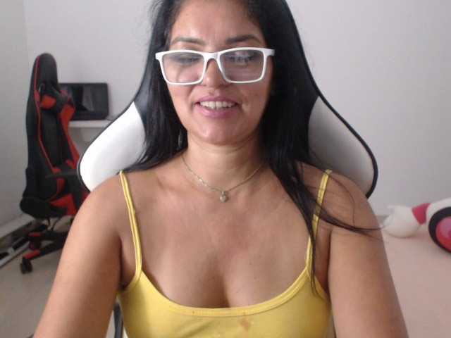 الصور MILFBRZIL desçam pro play, bora brincar.