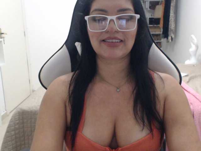 الصور MILFBRZIL desçam pro play, bora brincar.