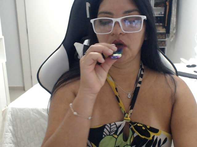 الصور MILFBRZIL desçam pro play, bora brincar.