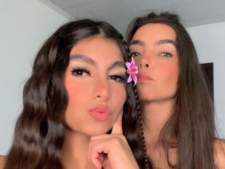 دردشة الفيديو المثيرة millyxnicoll1