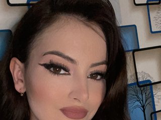 دردشة الفيديو المثيرة MinaAngel