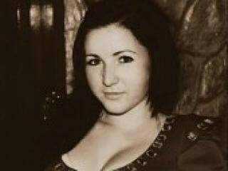 دردشة الفيديو المثيرة miolips