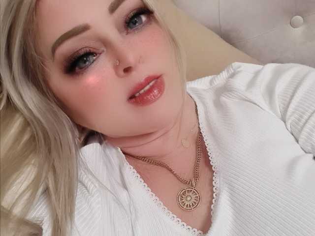 صورة الملف الشخصي 1-VICTORIA