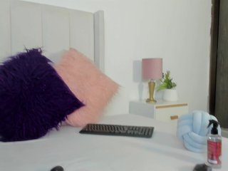 دردشة الفيديو المثيرة Miranda-Rogers