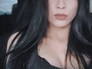 دردشة الفيديو المثيرة Mira_Stark