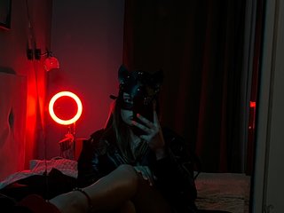 دردشة الفيديو المثيرة Missa-dark