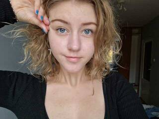 دردشة الفيديو المثيرة missBecky