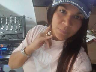 دردشة الفيديو المثيرة MissDevorah