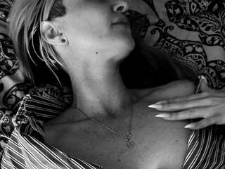 دردشة الفيديو المثيرة MissLizel