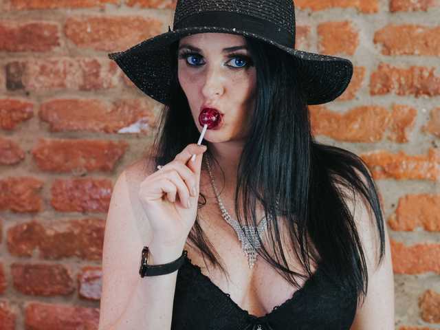 صورة الملف الشخصي missNicole
