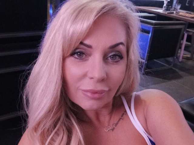 صورة الملف الشخصي MiyaKisss