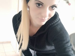 دردشة الفيديو المثيرة MoaningKitty23