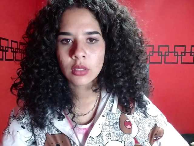 لقطات البث MoansMia