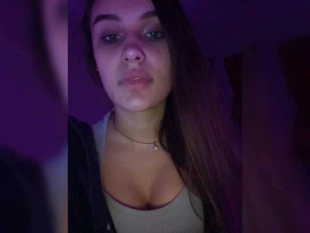 لقطات البث ModestBani