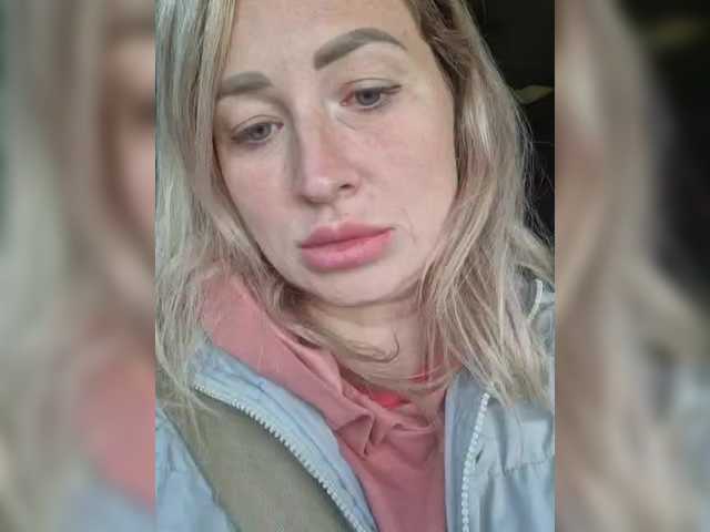 لقطات البث MOLLY-7