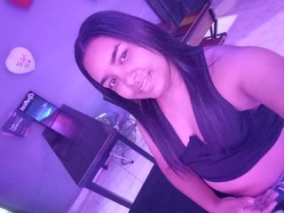 دردشة الفيديو المثيرة momsstory