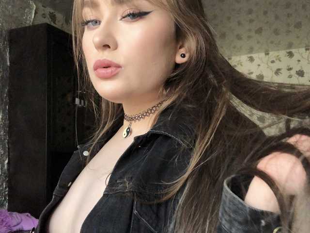 صورة الملف الشخصي Mona-Liza