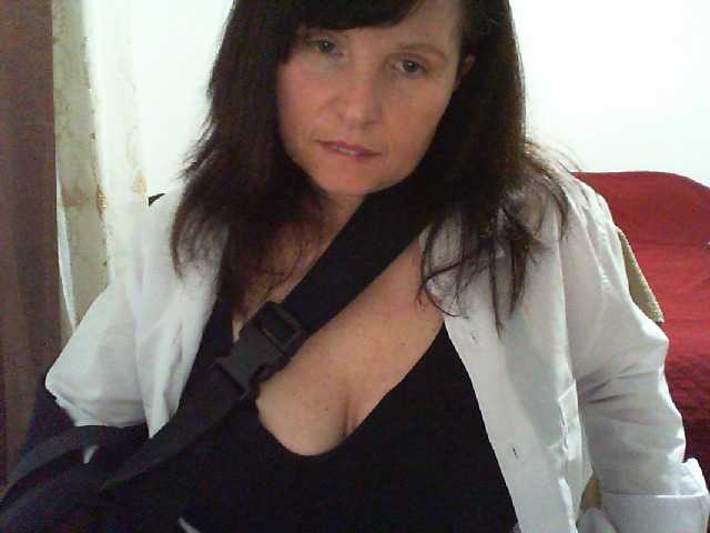 لقطات البث Monella2