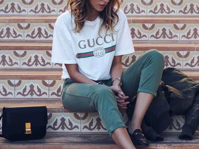 صورة الملف الشخصي MonicaGucci