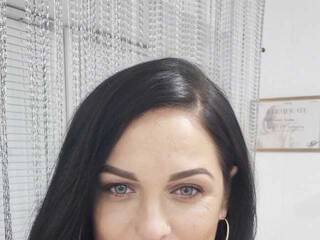 دردشة الفيديو المثيرة Monnnalisaaa