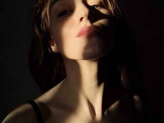 دردشة الفيديو المثيرة monyamyr