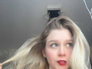 دردشة الفيديو المثيرة mooptopia