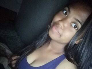 دردشة الفيديو المثيرة Mornih