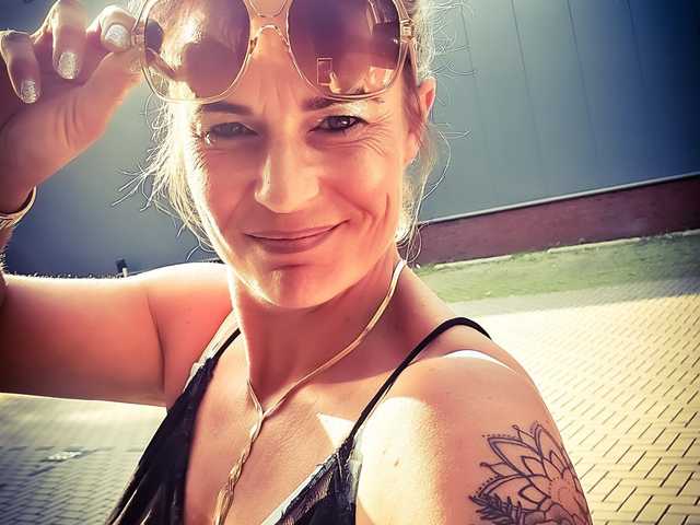 صورة الملف الشخصي Ashley-Rose