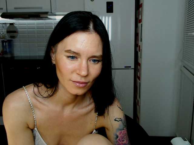 لقطات البث MsLatikaX