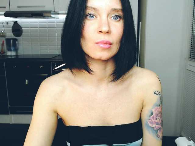 لقطات البث MsLatikaX