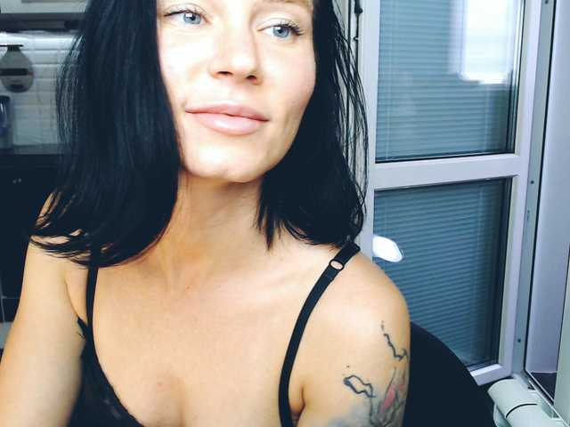 لقطات البث MsLatikaX