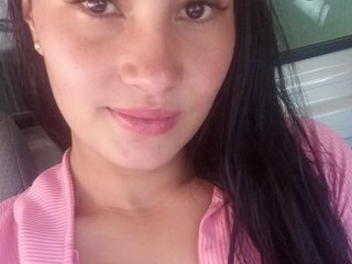 دردشة الفيديو المثيرة MyluNaughty