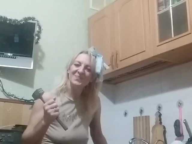 لقطات البث Nadin-slut