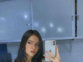 دردشة الفيديو المثيرة Nahiara-Evans