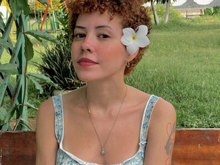 دردشة الفيديو المثيرة Nalinha