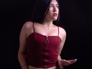 دردشة الفيديو المثيرة NanaBlackbee