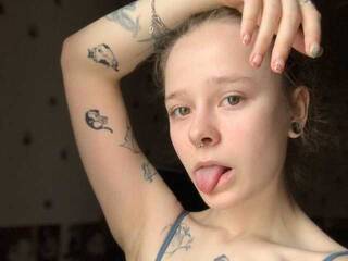 دردشة الفيديو المثيرة Nani-Severus