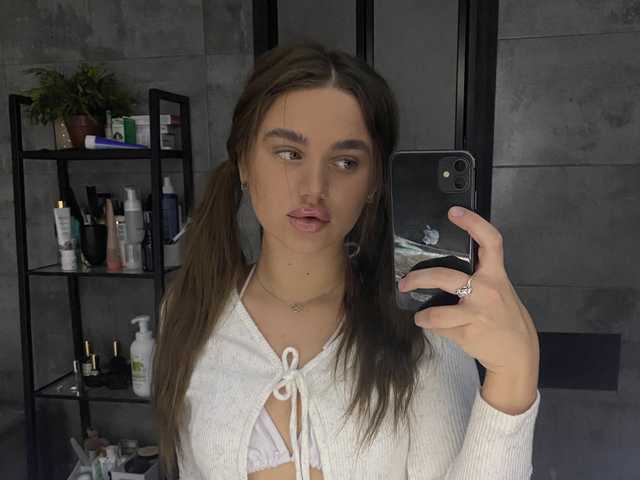 صورة الملف الشخصي Naomimif