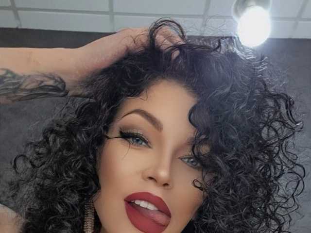 صورة الملف الشخصي NataliaRed